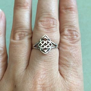 STERLING SILVER .925 CELTIC KNOT RING SIZE 8.3/4
